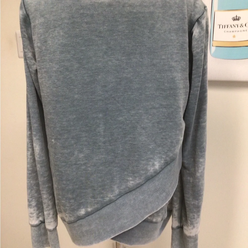 Gray Long Top L - Picture 7 of 11